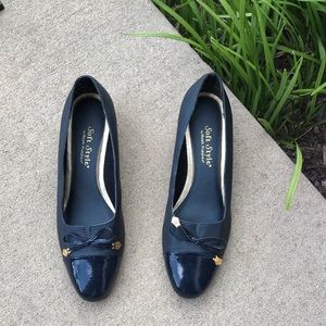 Soft style  | Navy Heels